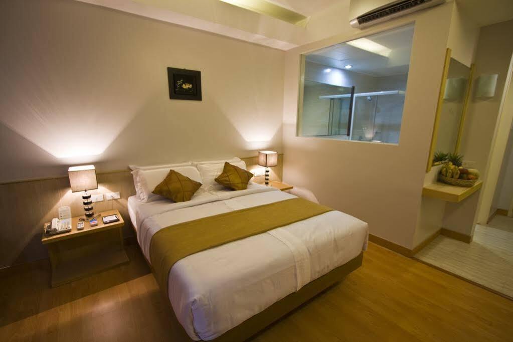 Paseo Premiere Hotel Santa Rosa  Eksteriør bilde